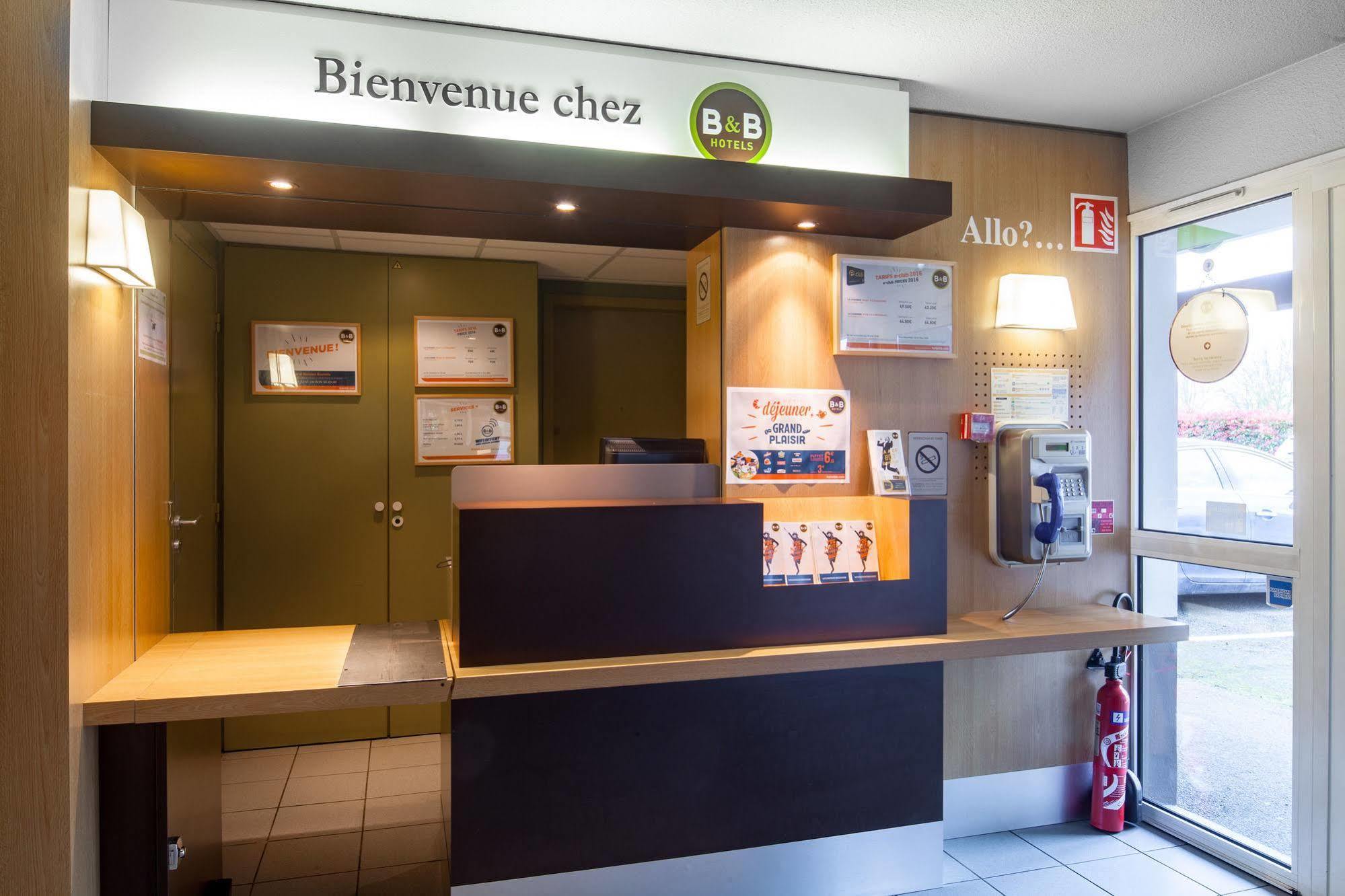 B&B Hotel Chartres Le Coudray Екстериор снимка